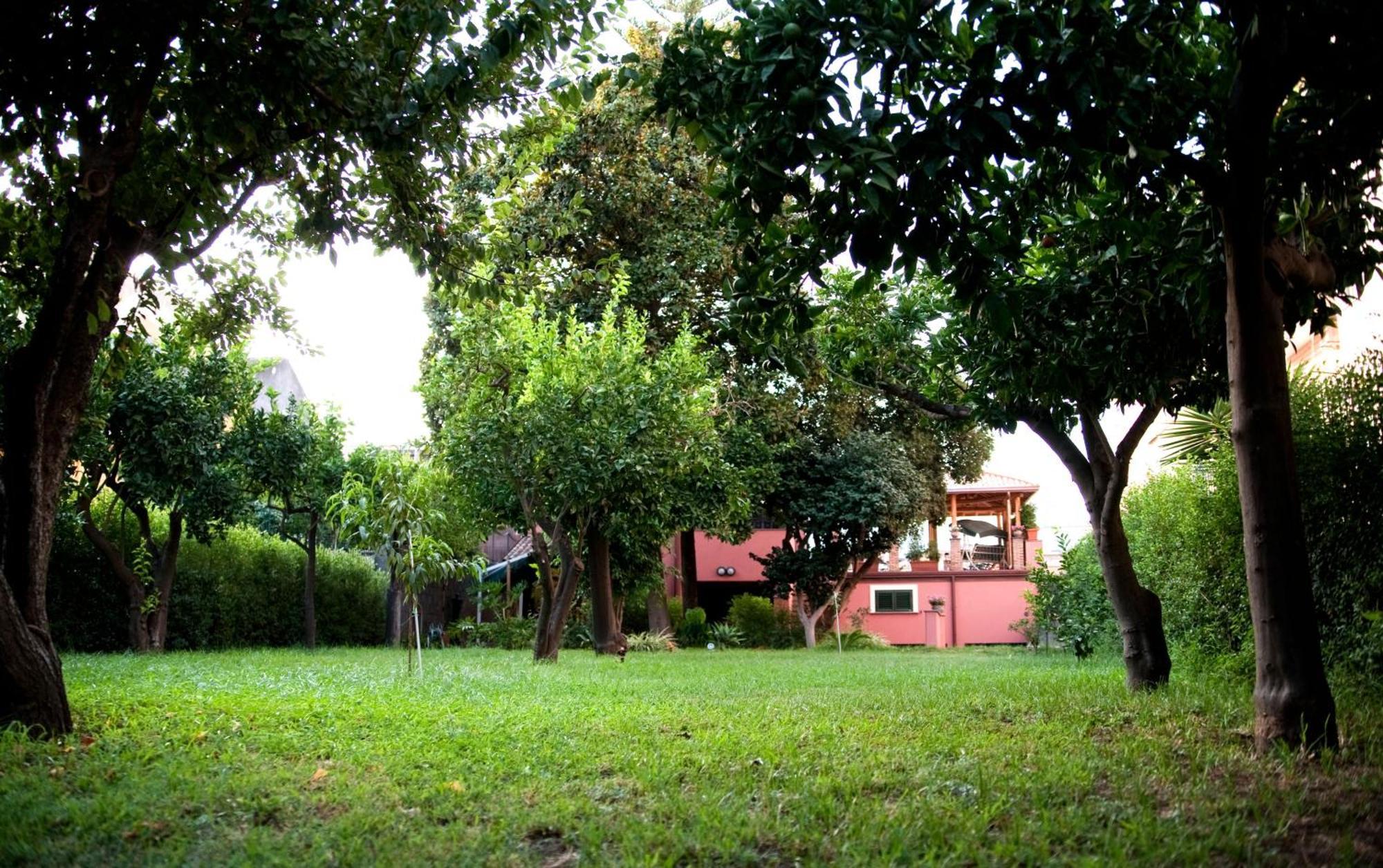 Bed & Breakfast Alhambra - Guest House Di Charme