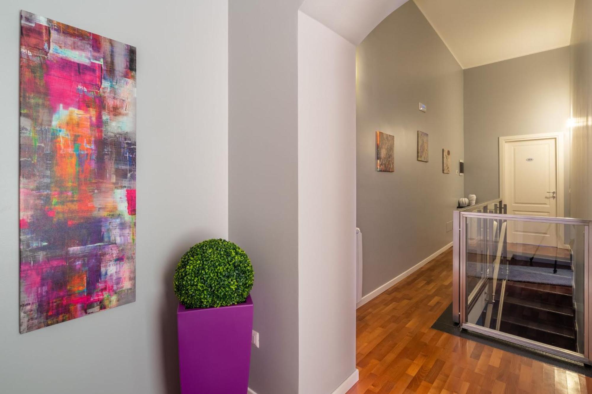 Alhambra - Guest House Di Charme Bed & Breakfast