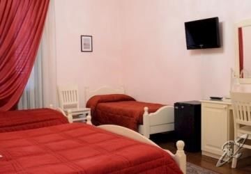 Alhambra - Guest House-b&b Di Charme 3*